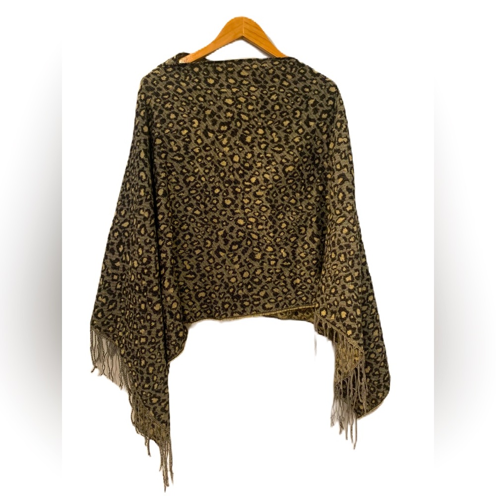 Leopard Print Fringed Cape One Size